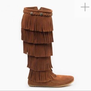 Minnetonka fringe boots
